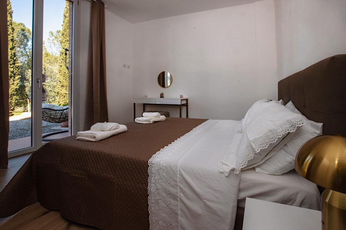 Agriturismo La Terrazza Sul Mangia 锡耶纳 外观 照片