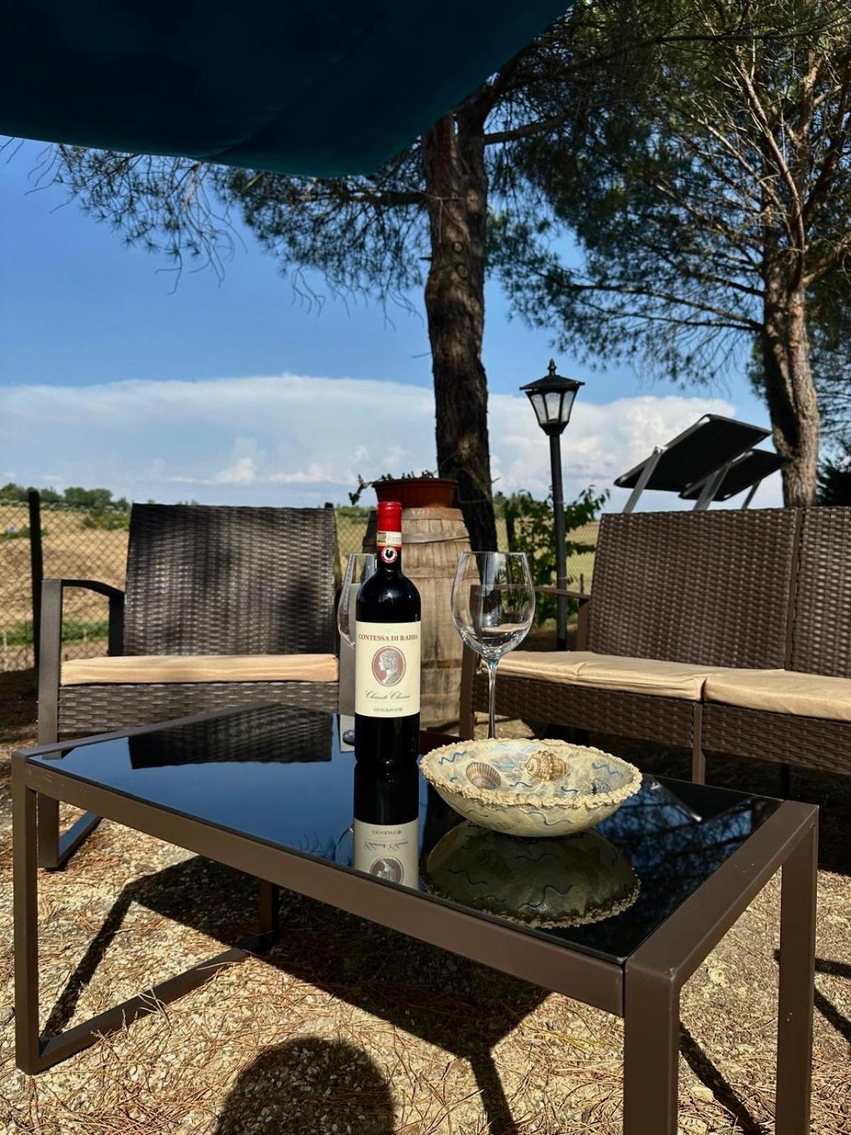 Agriturismo La Terrazza Sul Mangia 锡耶纳 外观 照片